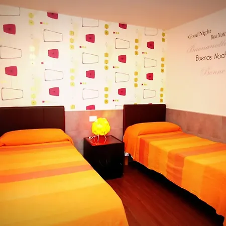 Civico 16 Pensión 3*